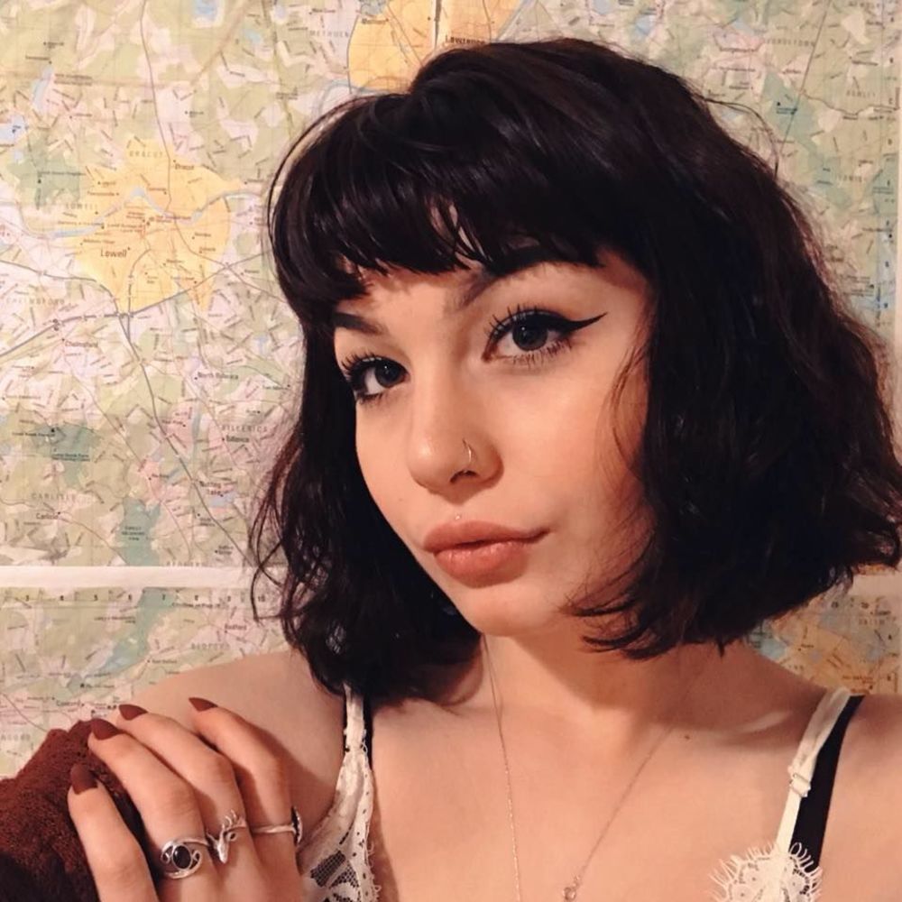 Meet your Posher, Madeline